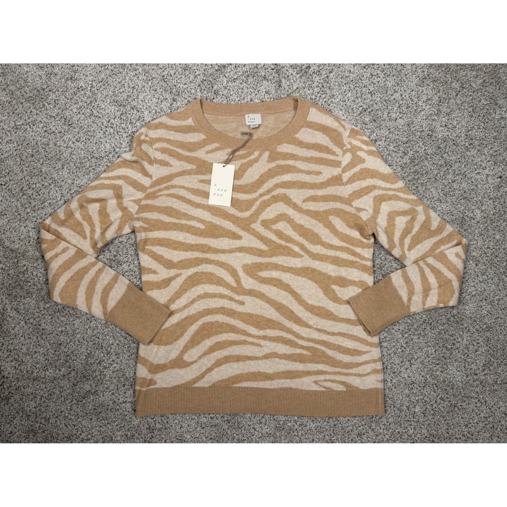 A New Day Sweater Zebra Animal Print Large Tan Cream Crew Neck Knit Pullover